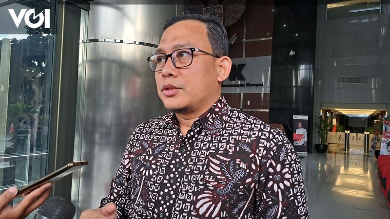 Ditangkap KPK Buronan Izil Azhar Terima Gratifikasi Hingga Rp32 4