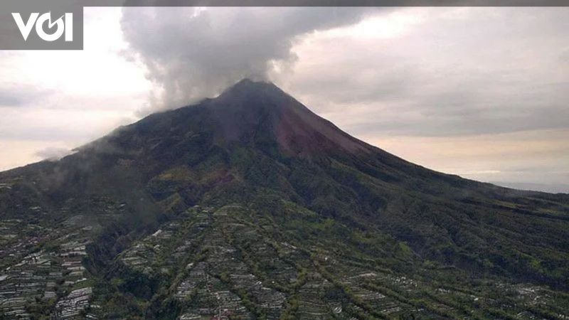 Gunung Merapi Luncurkan Awan Panas 7 Kali Ke Arah Kali Krasak Hingga