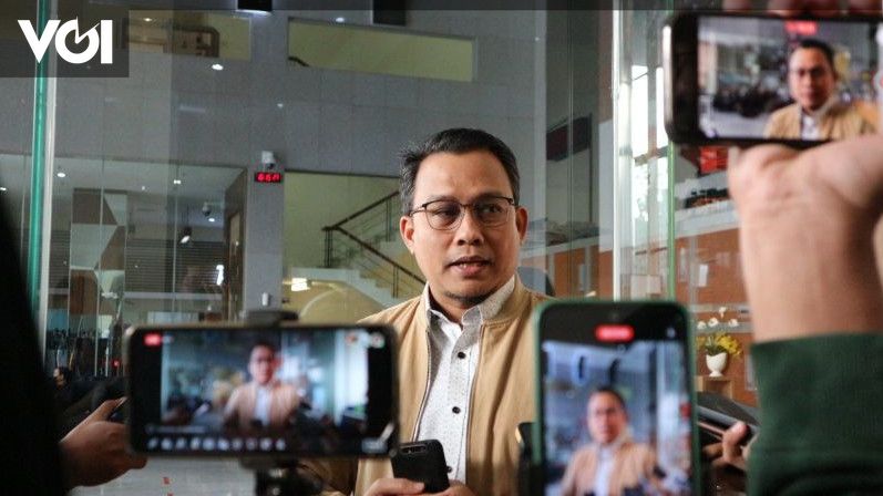 Kpk Periksa Pegawai Bni Terkait Kasus Korupsi Truk Angkut Di Basarnas