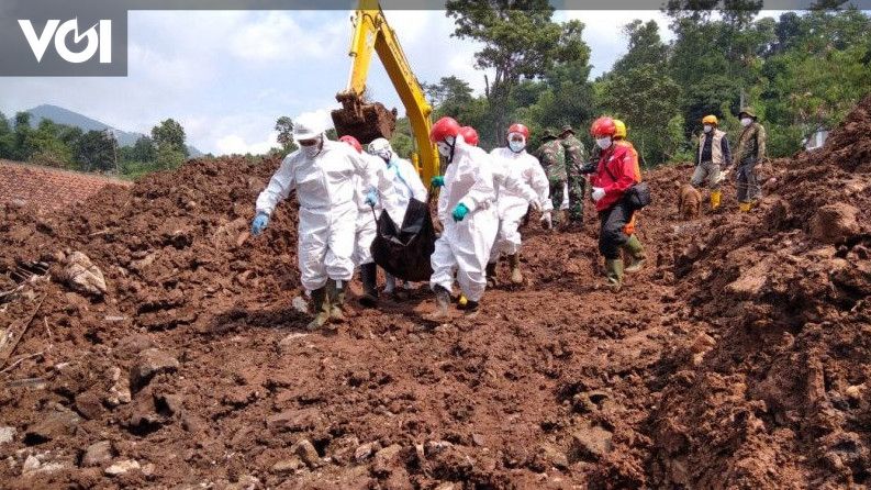 3 Korban Longsor Sumedang Berhasil Ditemukan Tim SAR Masih Mencari 23