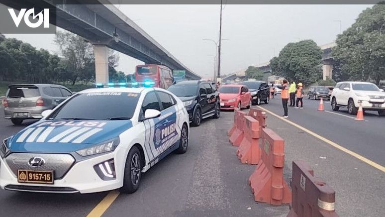 Arus Lalu Lintas Padat Contraflow Berlaku Sepanjang 18 Kilometer Di