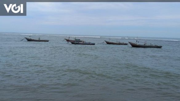 Nelayan Dan Kapal Kapal Tongkang Yang Ada Di Bengkulu Jangan Dulu