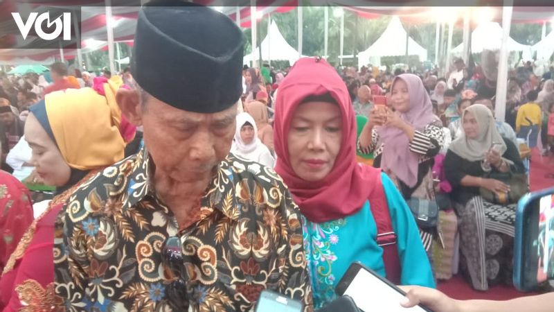 Melihat Pasangan Tertua Nikah Massal Di Malam Tahun Baru