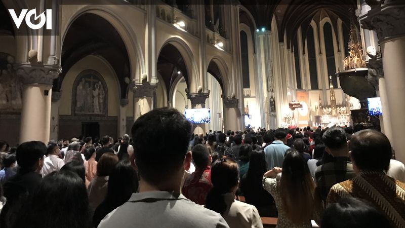 Gereja Katedral Jakarta Bagi Tiga Sesi Misa Natal Setiap Sesi Tampung