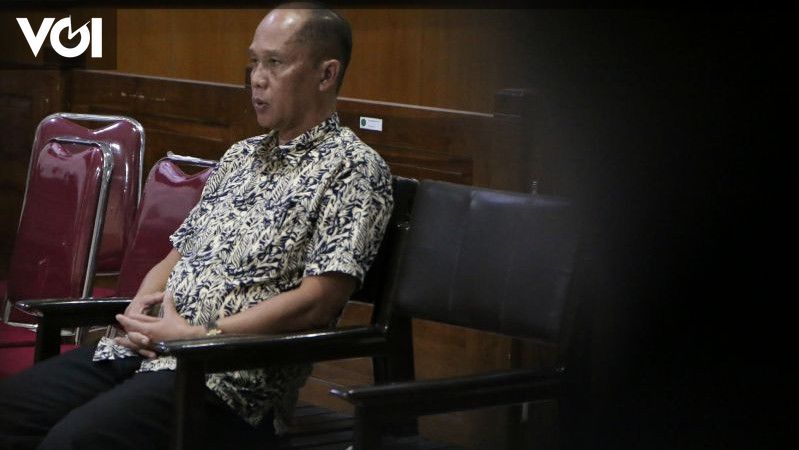 Jaksa Tuntut Eks Direktur RSUD Praya Muzakir Langkir 7 5 Tahun Penjara