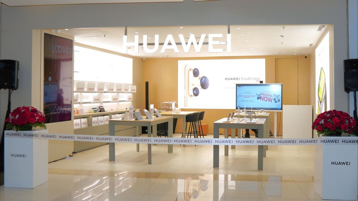 华为在雅加达开设体验商店,新设备试用客户支持