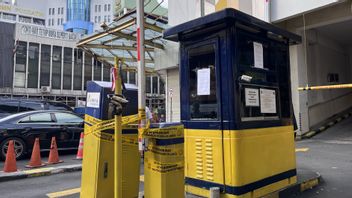durma Jaya Non seulement BUMD, mais la gestion du parking appartenant au marché de Jaya à Cikini est également illégale