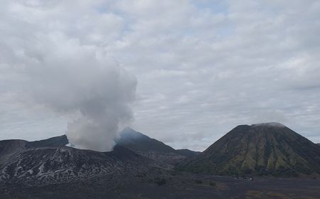 Badan Geologi: Aktivitas Vulkanik Gunung Bromo Meningkat, Statusnya Masih Waspada