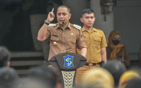 Wali Kota Surabaya Eri Cahyadi Raih Penghargaan sebagai 'Pemimpin Berdampak di Media Digital'