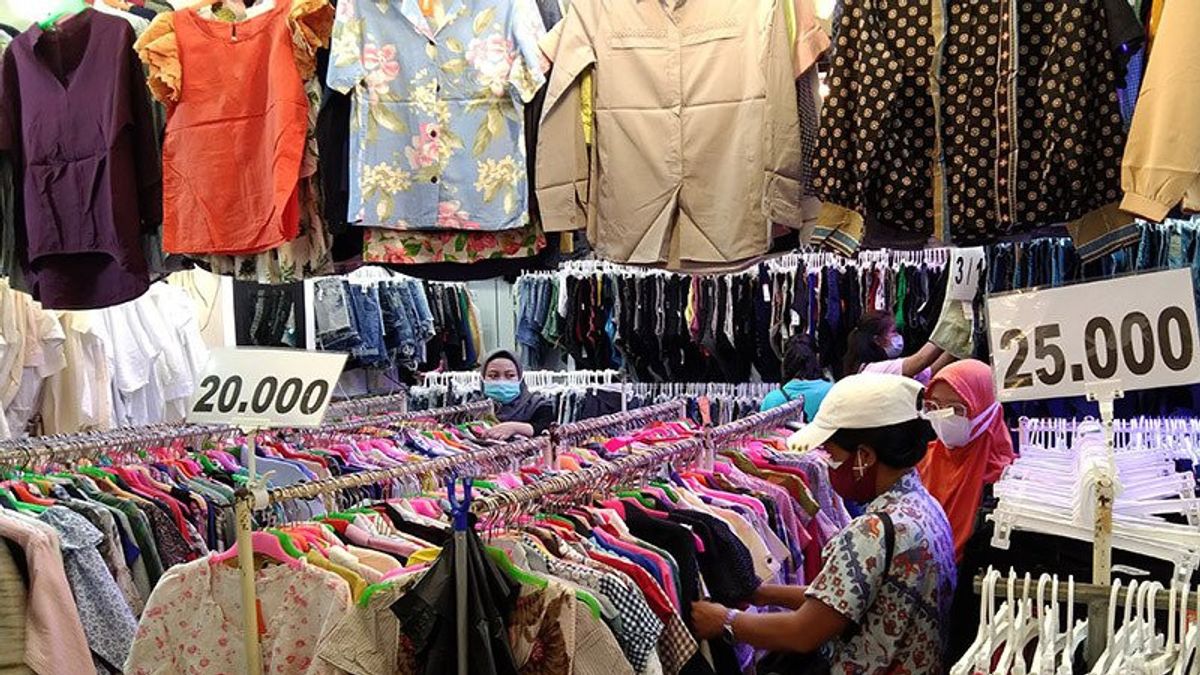 Alert! Imported Used Clothes Contain Mold, Doesn't Lose Even When Washed Repeatedly