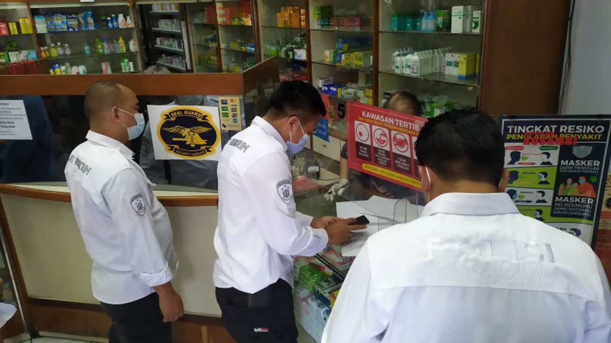 Bandung Police Criminal Investigation Unit Takes Action On 2 Pharmacies Selling Ivermectin That Exceeds Retail Price