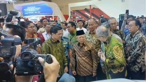 Pameran Otomotif GIIAS 2024 Resmi Dibuka oleh Wapres RI Ma'ruf Amin