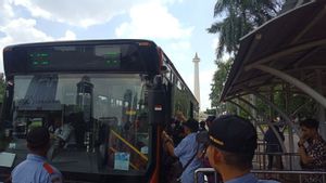 Libur Lebaran, Bus Listrik Permudah Mobilitas Pengunjung Monas