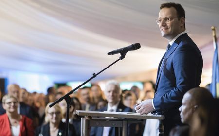 Sempat Gejala Flu Ringan, Menkes Jerman Jens Spahn Positif COVID-19