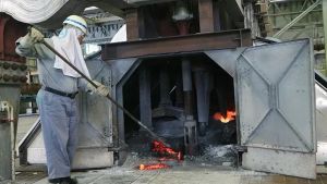 Menteri BUMN Targetkan Smelter Freeport Indonesia di Gresik Rampung Mei 2024