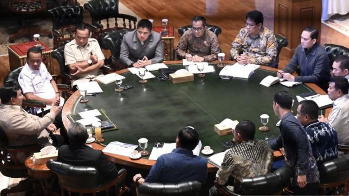普拉博沃在哈姆巴朗主持有限会议，检查国家战略计划
