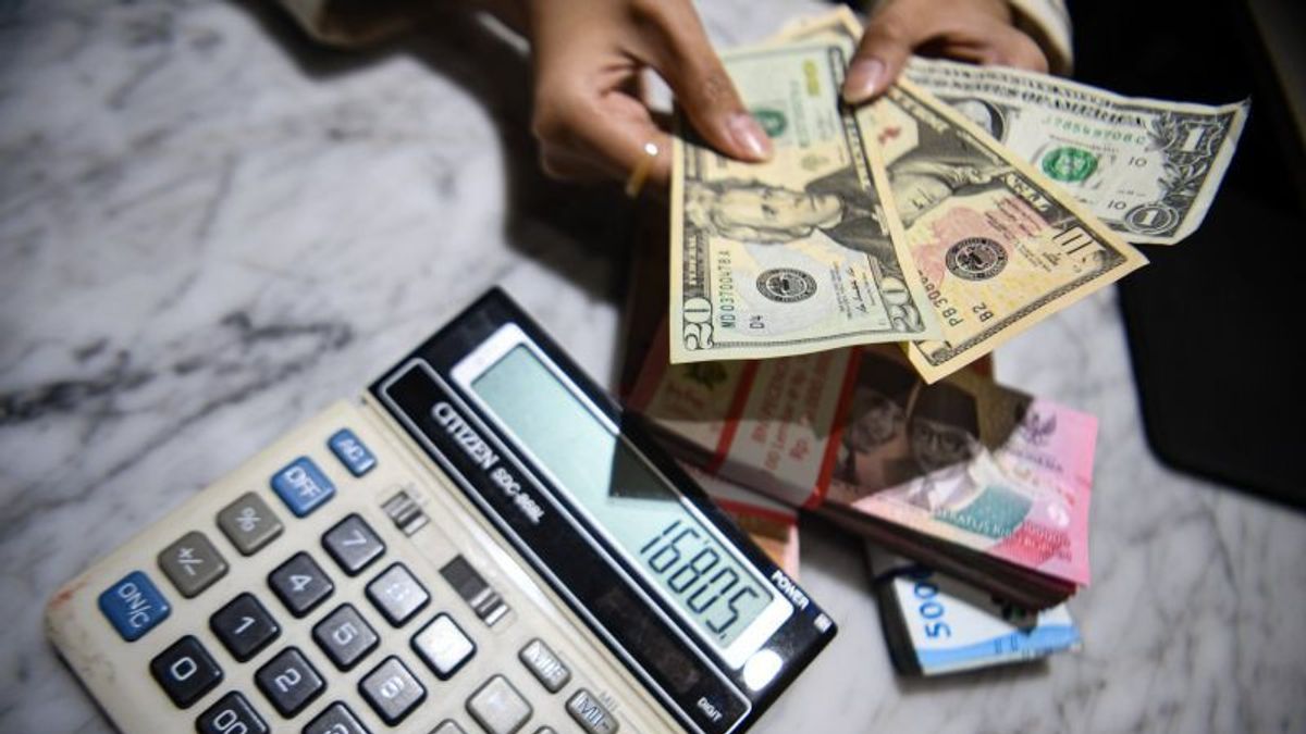 Menanti RDG BI, Pergerakan Rupiah Cenderung Datar