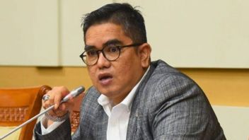 DPR Member: Return of the Old Version of the KPK Law Double Standard Jokowi