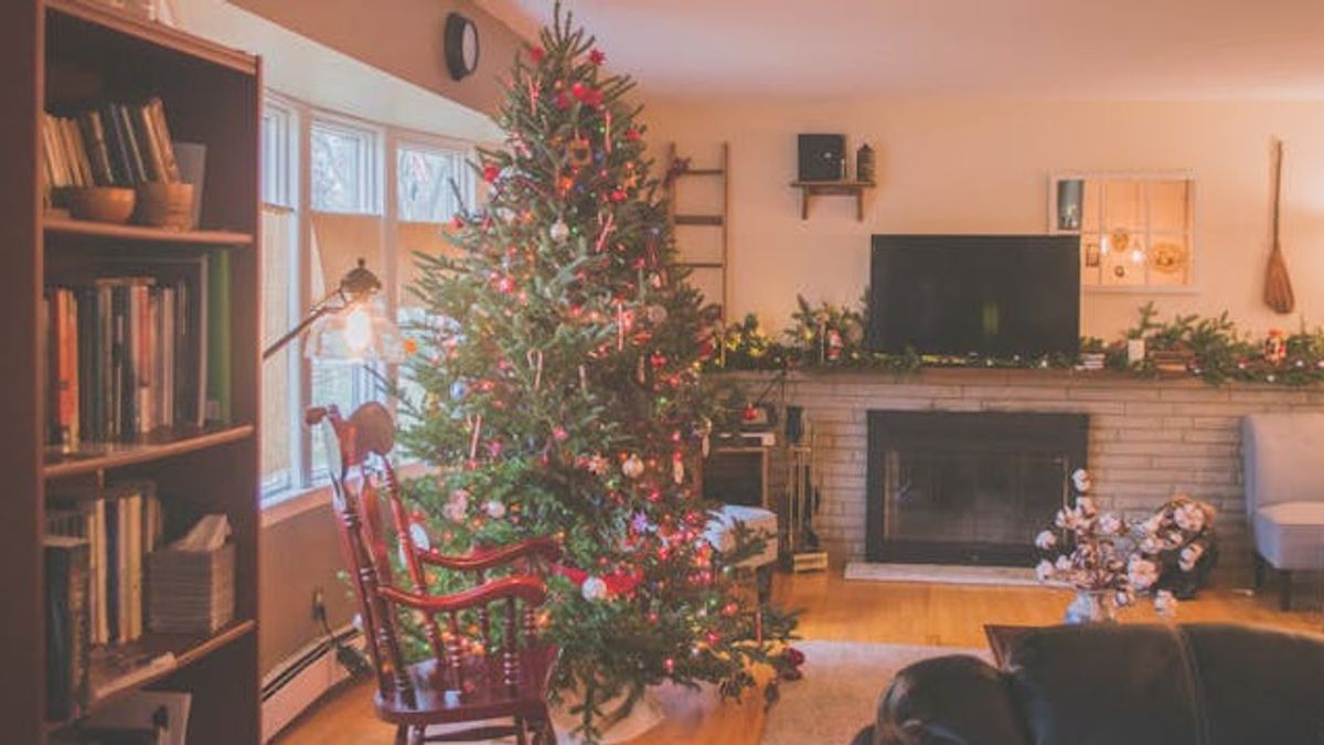 Ide Dekorasi Pohon Natal yang Menghidupkan Suasana Rumah