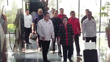 Megawati,Arsyad Rasjid和Andika Perkasa Meet the Ganjar Siang Victory Headquarters