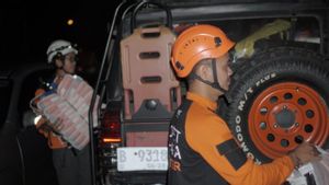 DMC Emergency Response And West Java Dhuafa Wallet Help Bandung Earthquake Victims