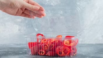 この食品はプラスチック容器に保存しないでください、これがその理由です