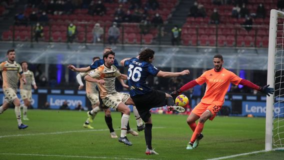 Inter Milan Raja <i>Comeback</i> Serie A