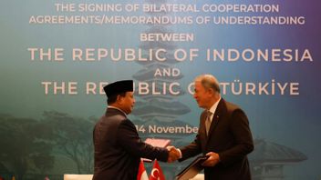 在巴厘岛，普拉博沃签署了印度尼西亚共和国和土耳其国防部门的双边合作