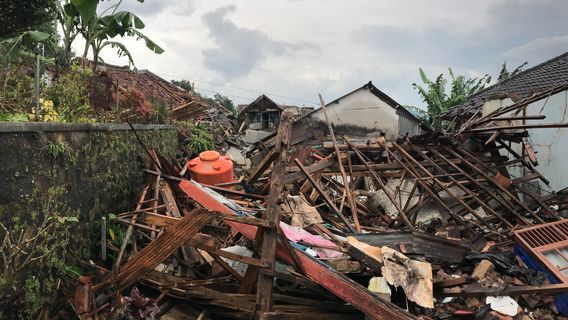 Warga Korban Gempa Adang Mobil Minta Bantuan Diperiksa Polisi