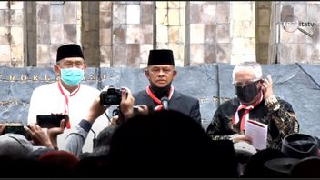 Din Syamsuddin-Gatot Nurmantyo Deklarasi KAMI di Tugu Prokolamasi