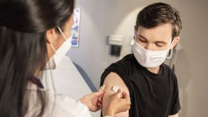 Sebelum Vaksin Booster, Ketahui 7 Hal yang Harus Disiapkan