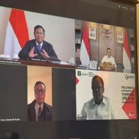    Dari London, Prabowo Gelar Ratas Bahas Satgas PKH via Konferensi video