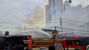 Fire Hundreds Of Houses In Kemayoran Derived From Plastic Waste Collectors