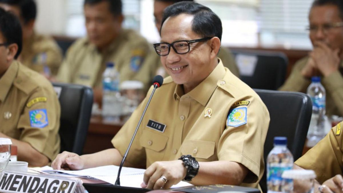 Les Fonctionnaires Se Plaignent Encore Que Thr N’est Pas Plein, Ministre De L’Intérieur Tito: Doit être Reconnaissant Et Reconnaissant à Sri Mulyani Et M. Jokowi