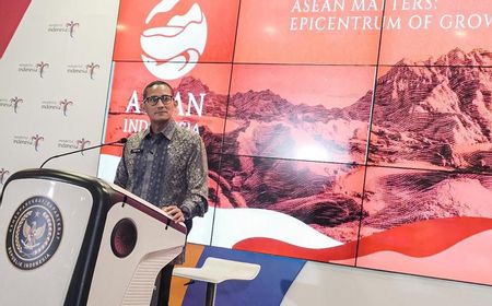 Hadapi Ancaman Resesi Global 2023, Menparekraf Sandiaga Racik Ulang Strategi Pengembangan Pasar Wisatawan Mancanegara