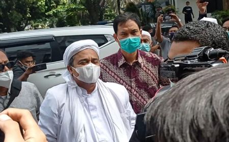 Datang di Mapolda Metro Jaya, Rizieq: Saya Sehat, Hadir untuk Mengikuti Pemeriksaan Sesuai Undang-undang