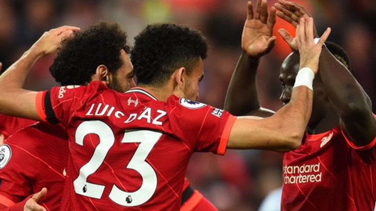 Mohamed Salah "Mengamuk", Liverpool Bantai Manchester United 4-0