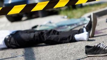 Pengendara Aerox di Kramat Jati Tabrak Mobil Patroli Polres Jaktim Sampai Masuk Rumah Sakit