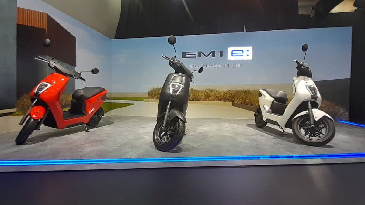 本田EM1 e正式售价3300万印尼盾,电池的价格多贵?
