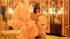 Taylor Swift Tampil Glamor di Album Baru, Terinspirasi Penari Las Vegas