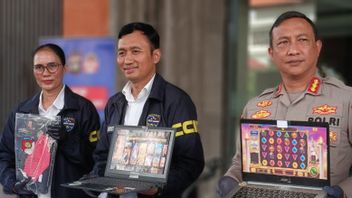 バリ警察は、学生が関与する国際的なギャンブルネットワークを明らかに