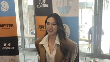 Raisa Berbagi Cara Temukan Tema Baru dalam Menulis Lagu