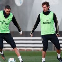 Karim Benzema Mundur dari Supercopa de Espana karena Cedera
