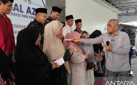 Anggota DPR RI Sumbangkan 100 Persen Gaji untuk Pemandi Jenazah