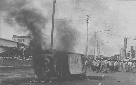 Peristiwa Malari 1974 Jadi Medan 'Perang' Dua Jenderal