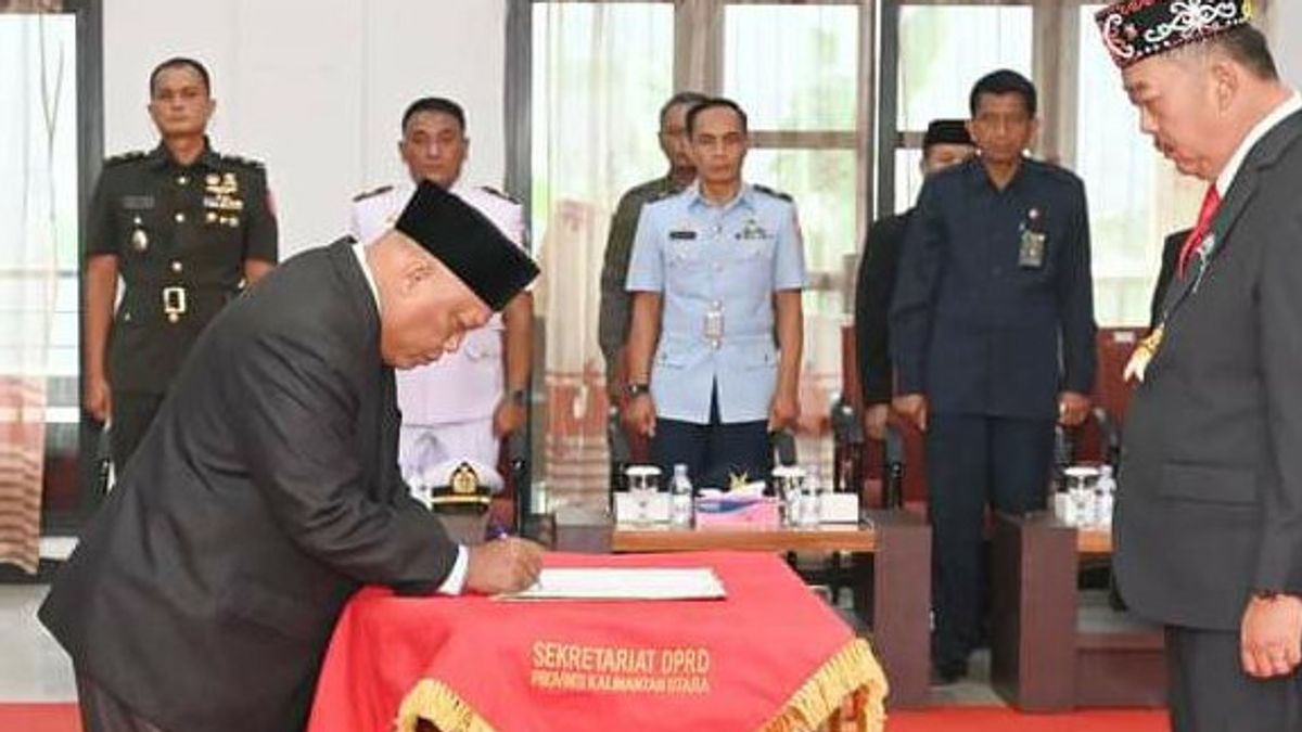 Rahmad Majid Gani est devenu membre de la DPRD de Kaltara PAW Arief Hidayat