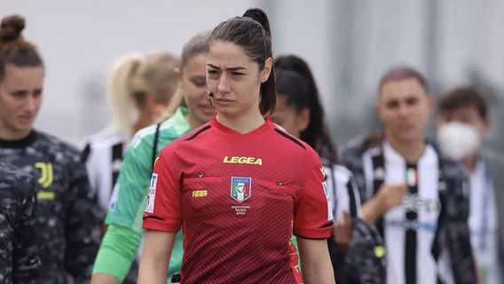 Sassuolo Vs Salernitana Bakal Cetak Sejarah, Wasit Wanita Pertama di Serie A Maria Sole Ferrieri Akhirnya Lakoni Debut