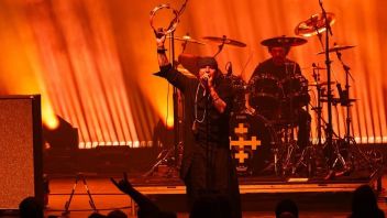 The Cult Rests On Stage, Back To Studio For Spiritual Battery Recharge
