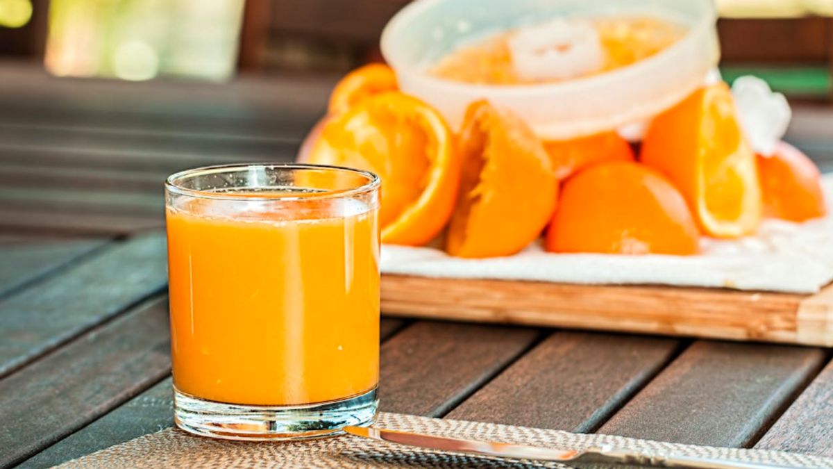 Rutin Minum Jus Jeruk Bantu Turunkan Tekanan Darah Tinggi