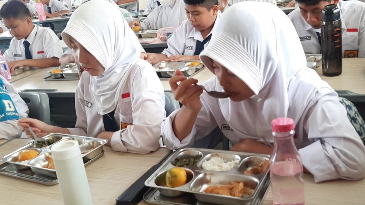 Hari Pertama Sekolah, Program MBG Jangkau 6,1 Juta Penerima Manfaat